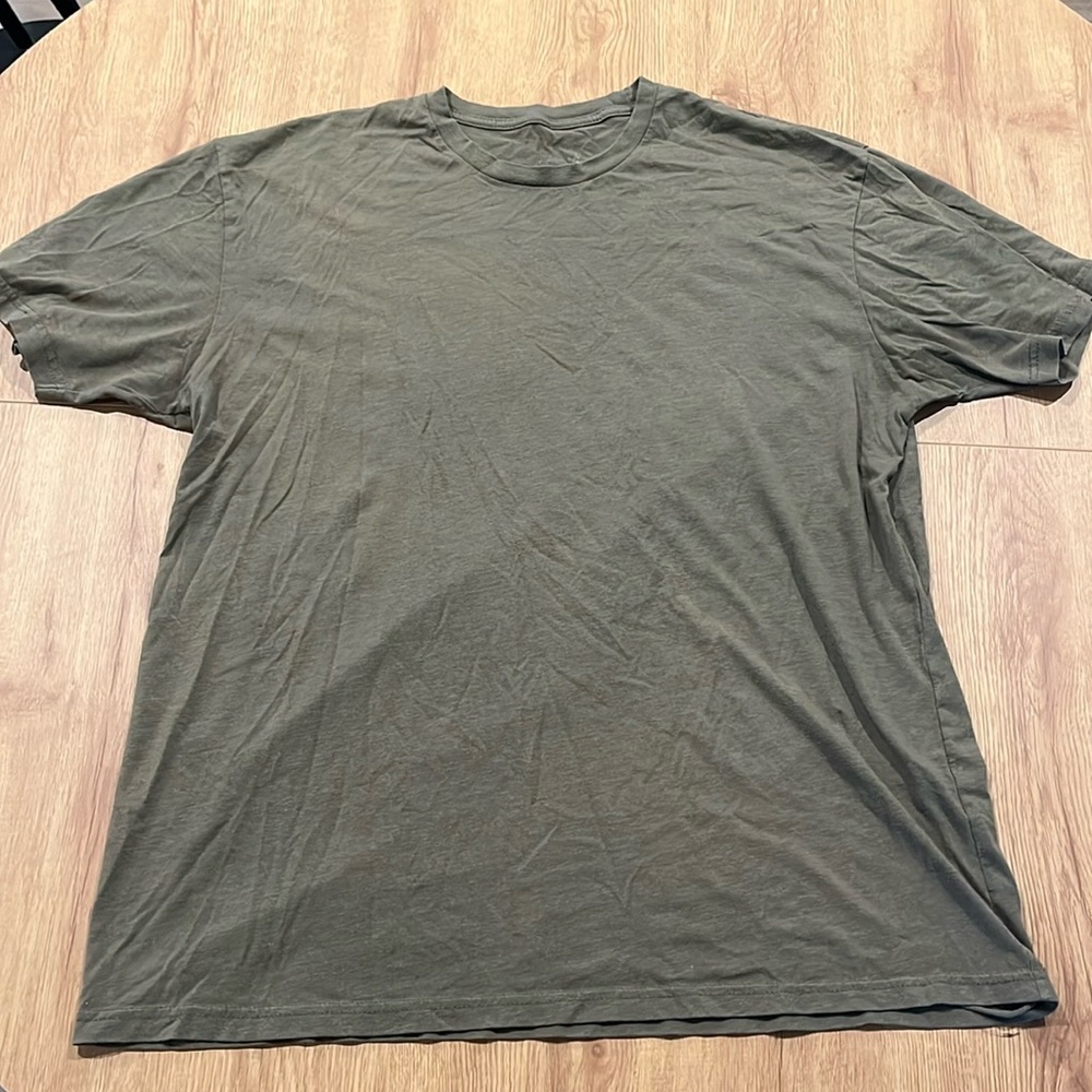 Fresh Tees
Color Green
Size XL